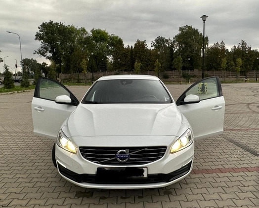 Volvo V60 cena 59800 przebieg: 182000, rok produkcji 2016 z Płock małe 781